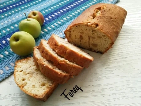 کیک سیب و دارچین