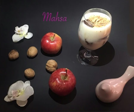 دسر محلبی سیب و دارچین