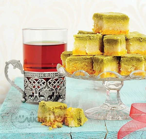 عکس باقلوای پرچمی قزوینی