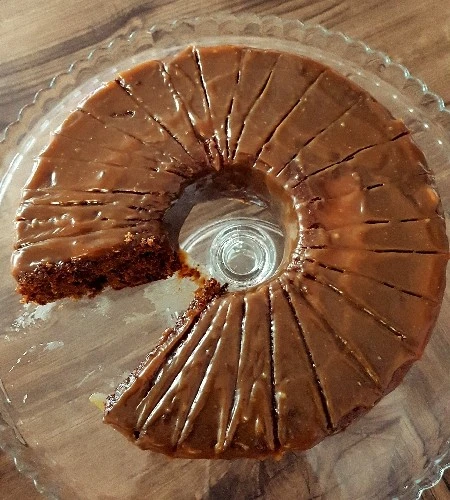 کیک خرمای چسبناک (Sticky Date Cake)