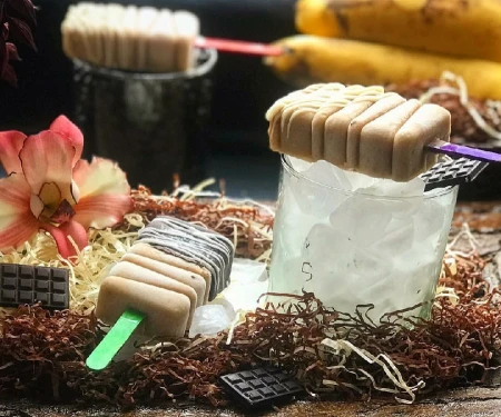 بستنی موز و بادام زمینی