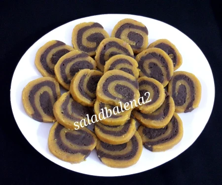 حلوا رولی دو رنگ