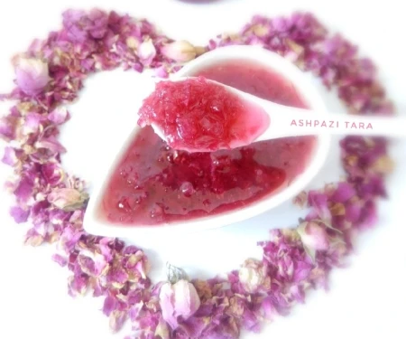 مربای گل محمدی تازه