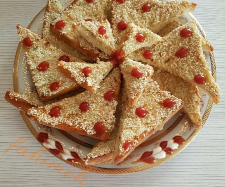 تست کنجدی (کاناپ مرغ)