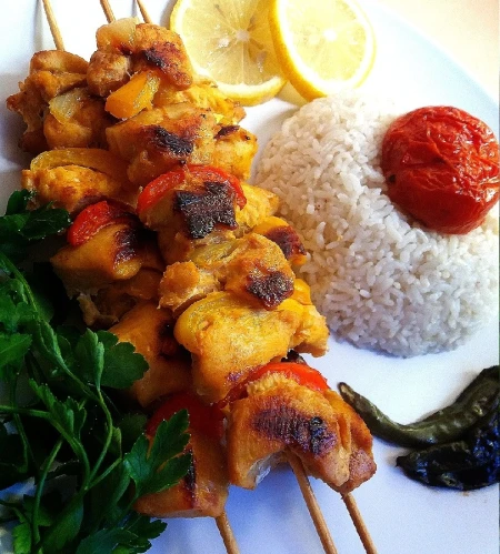 شیش طاووق لبنانی