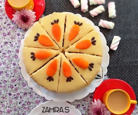 کیک هویج کرمدار