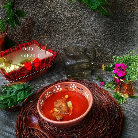 آبگوشت گوجه سبز