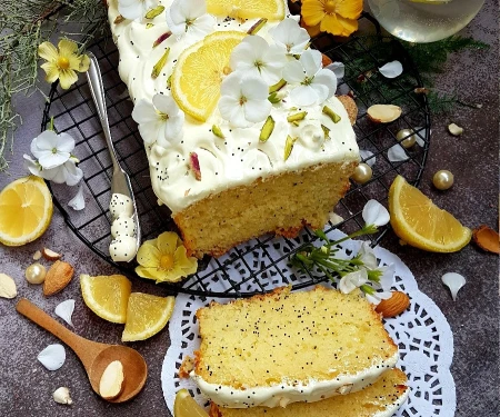 پاندکیک لیمویی با خامه مرنگ