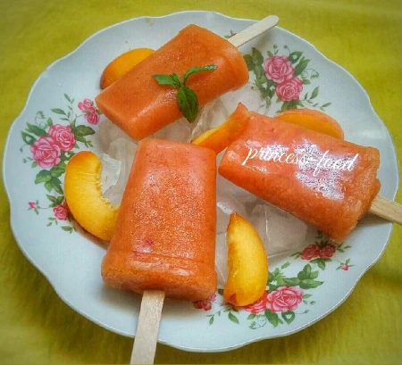 بستنی یخی هلو