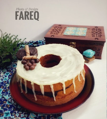 کیک شیرموز با رویه پودینگ موزی