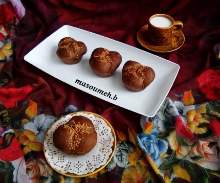 نان قهوه ای شیرین