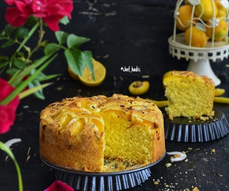 کیک زرد آلو