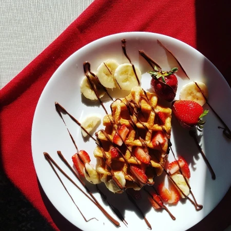 وافل موز و شکلات