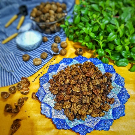 گردو نمکی بوداده