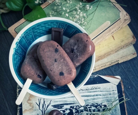بستنی موزی شکلاتی