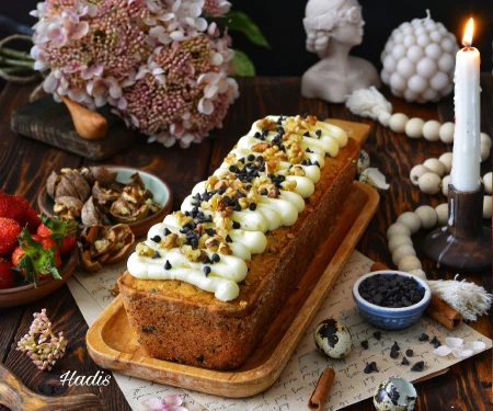 کیک هویج خیس با کرم پنیری