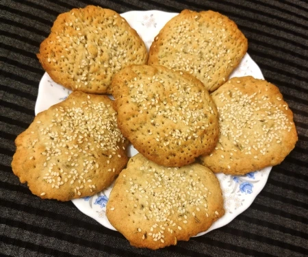 عیش نارین