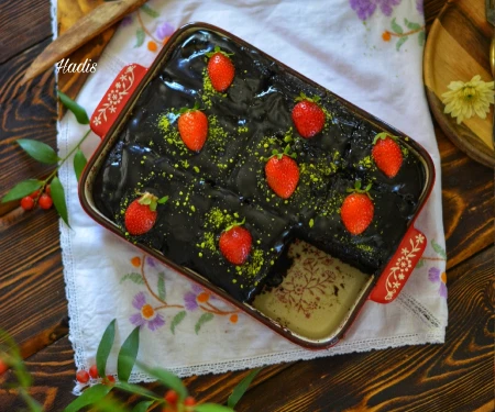 کیک شکلاتی آسان