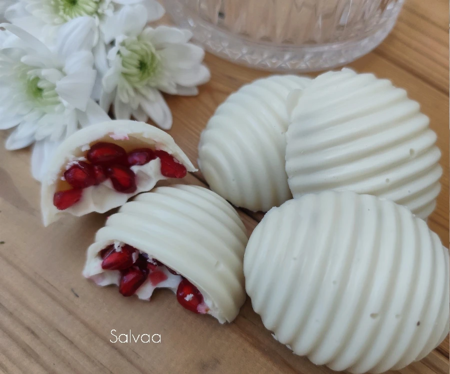 عکس شکلات اناری (ویژه ی یلدا)