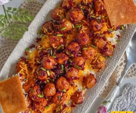 زرشک پلو با کوفته قلقلی