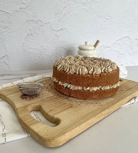 کیک قهوه همراه با کرم پنیری قهوه