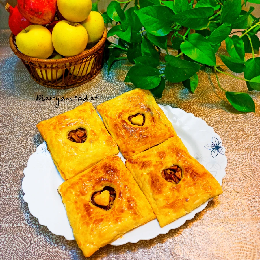 عکس تارت سیب با خمیر هزارلا