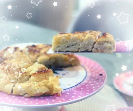 نان دارچینی همراه با مارمالاد سیب