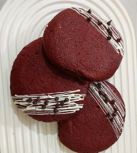 کوکی ردولوت با مغزی کرم چیز