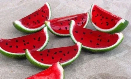 ژله هندوانه در پوست لیمو