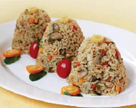 پلو قهوه ای با سبزیجات