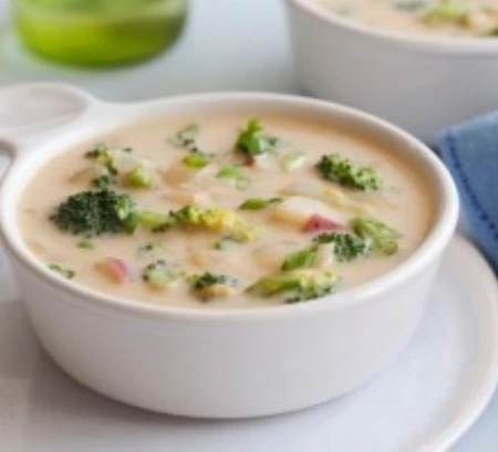 سوپ چدار و بروکلی