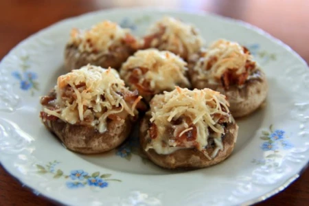 قارچ شکم پر پنیری