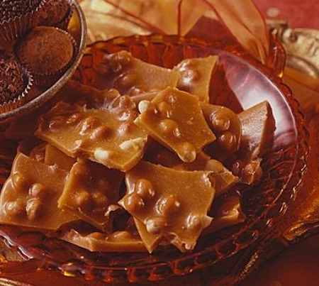 شکلات بادام زمینی