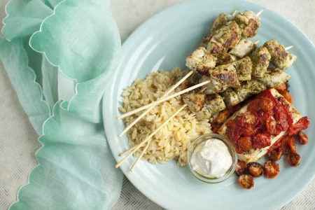 کباب مرغ و سماق با سس مخصوص