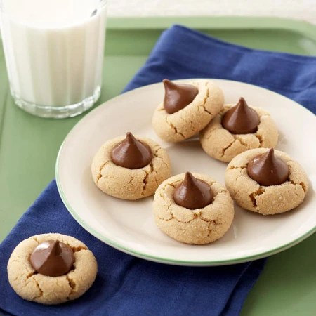 کلوچه بادام زمینی