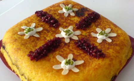 ته چین زرشک و گردو