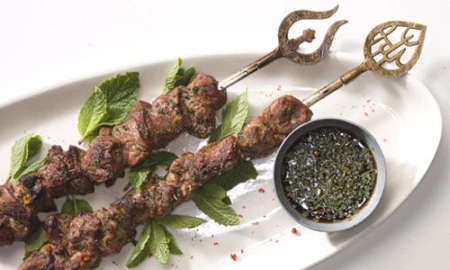مرغ کبابی با ماست و ریحان
