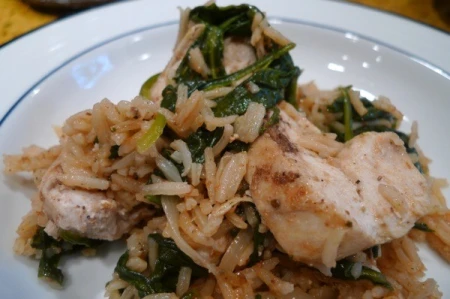 دمی مرغ و اسفناج