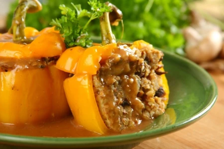 دلمه فلفل و گوشت