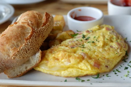 کرپ مرغ و پنیر