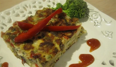 کوکوی مرغ و سبزیجات