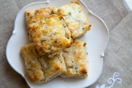 بیسکویت های پنیری