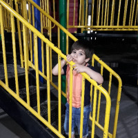 پرهام خان