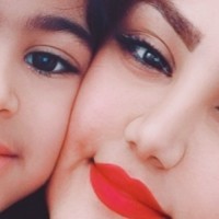 مامان نرگسی