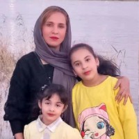 مامان آتنا آیسا